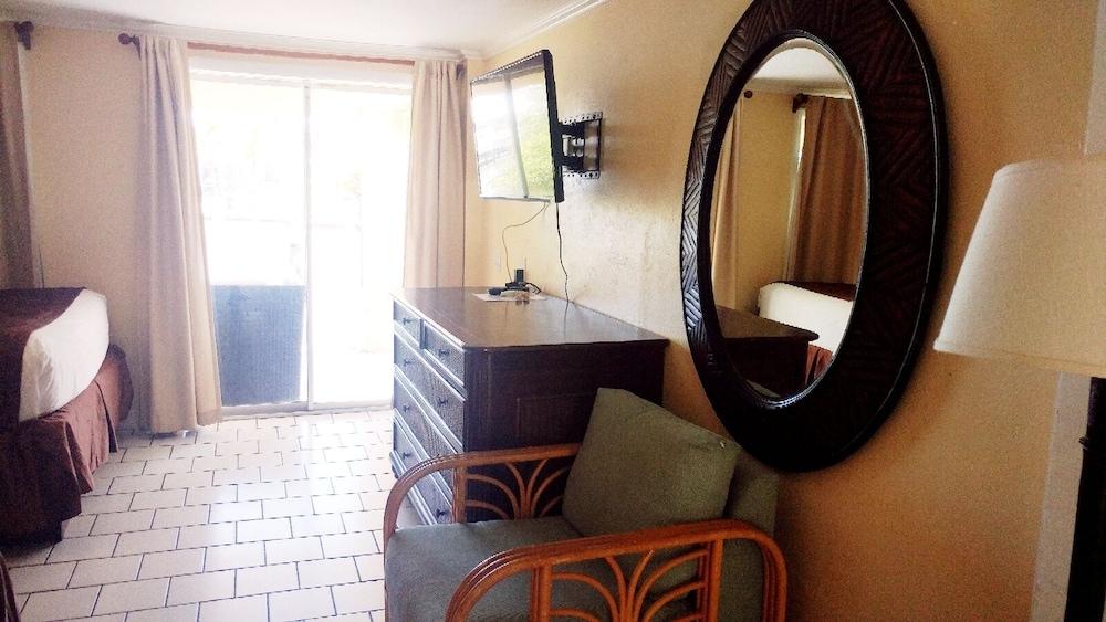 Hidden Harbor Suites Fort Myers Beach Exterior photo